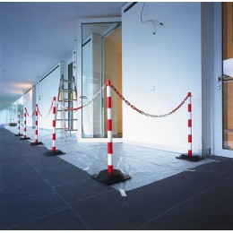 Red & White Chain Post Kit - 6 Posts - 10m Chain - Hooks & Links - 